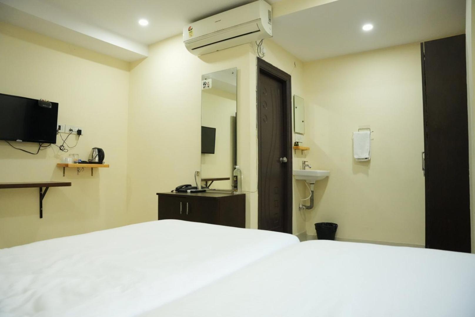Da Lara Suites Kondapur  Esterno foto