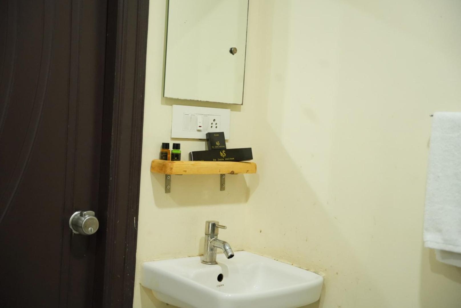 Da Lara Suites Kondapur  Esterno foto